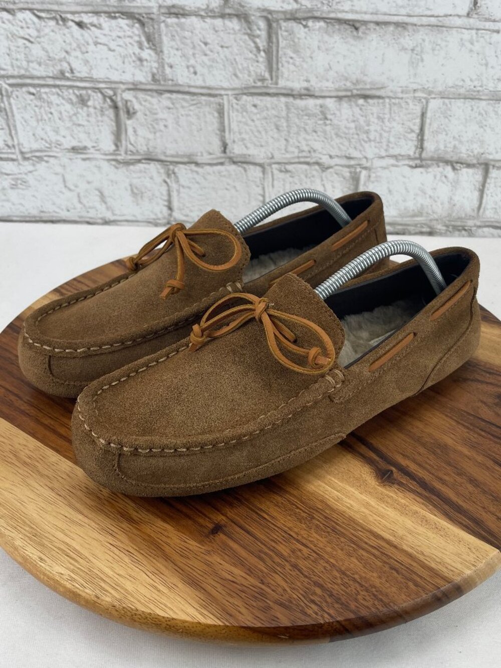 Ugg Chester Moccasin Slippers Mens 10 Brown Suede Slip On Slippers 1105613